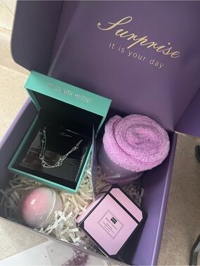 Surprise Gift Box - Lavender - Gift For Women - Her Appreciation Gift 💝